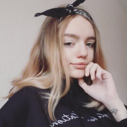 lovelyneongirl