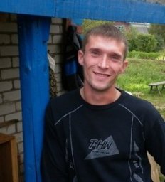 Александр Папуанов