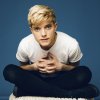 Mae Martin